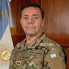 Teniente General Carlos Alberto Presti